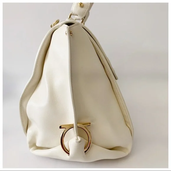 SALVATORE FERRAGAMO Sofia Handbag - Picture 6 of 15